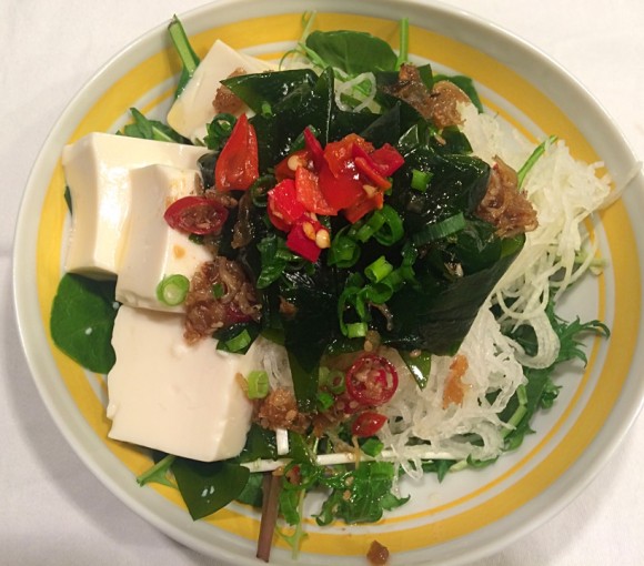 2-7海藻と豆腐のサラダ